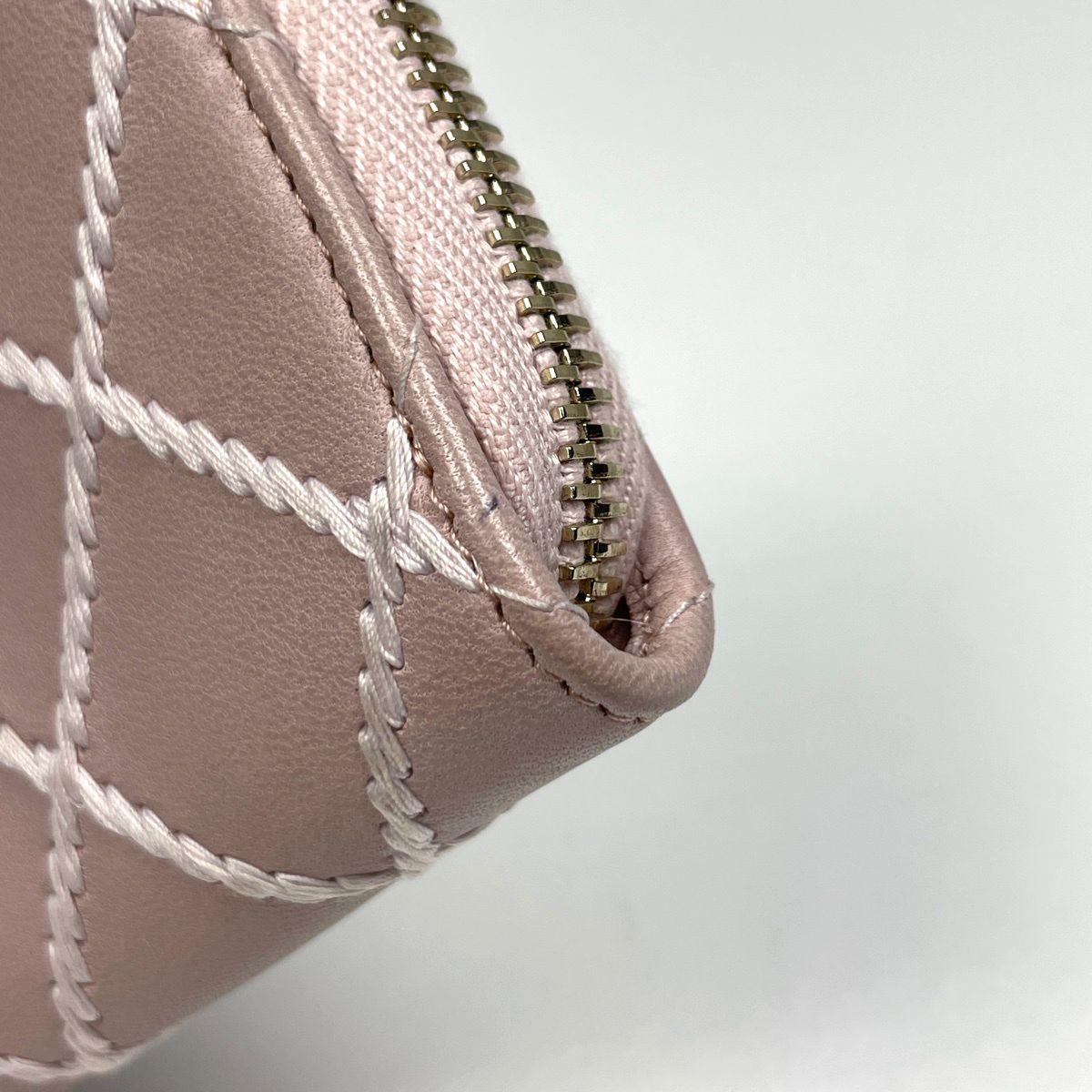 Chanel CC Logo Card Case Wild Stitch Coin Leather Pink — view 3