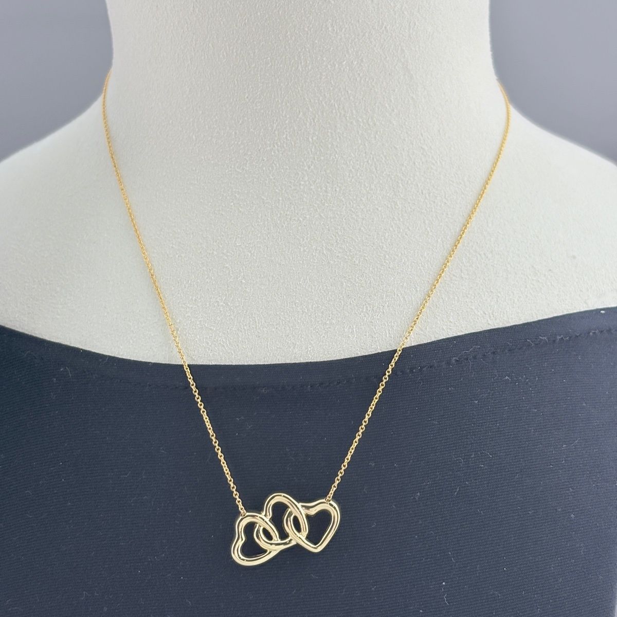 Tiffany & Co Triple Heart Necklace YG Yellow Gold Pendant — view 3