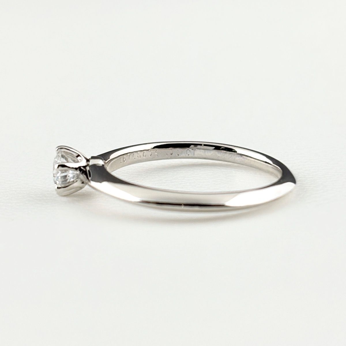 Tiffany & Co Solitaire Ring Platinum Diamond — view 4
