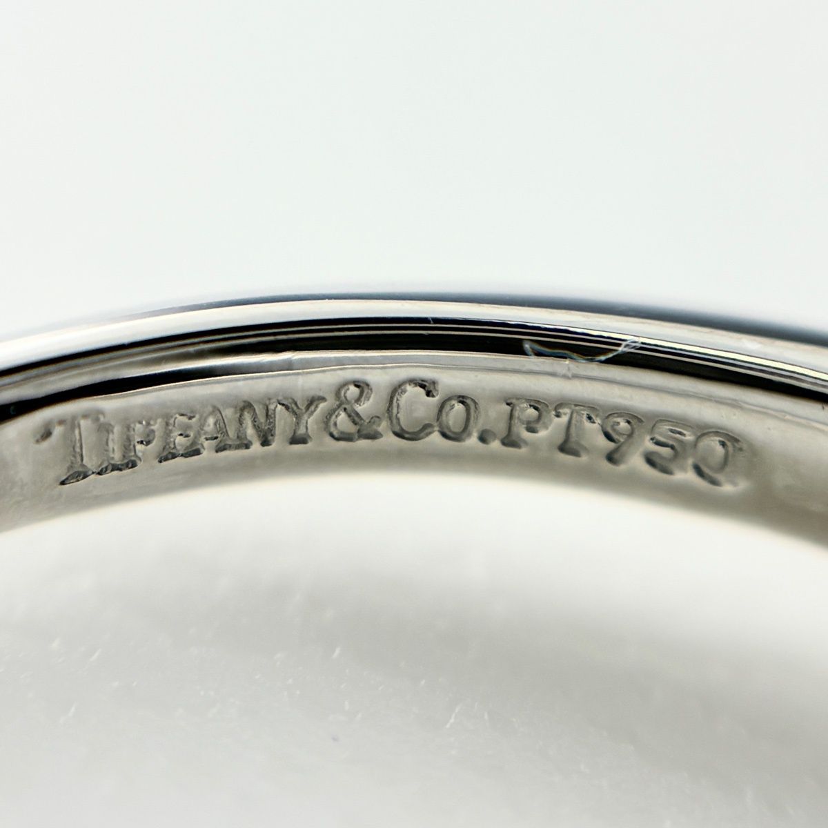 Tiffany & Co Solitaire Ring Platinum Diamond — view 8