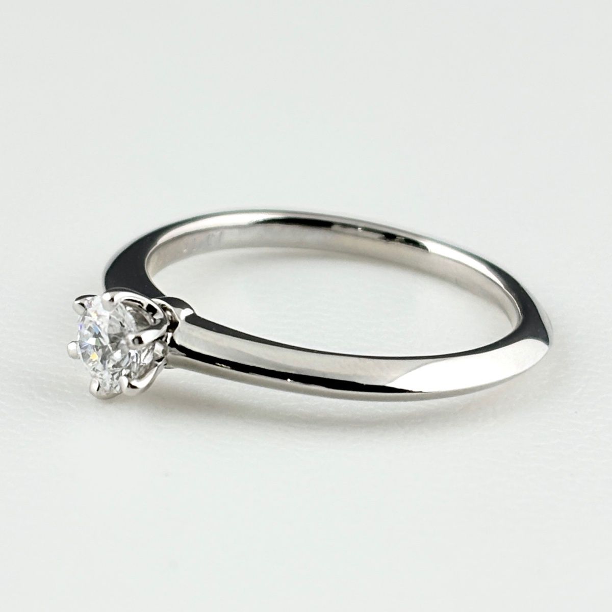 Tiffany & Co Solitaire Ring Platinum Diamond — view 3