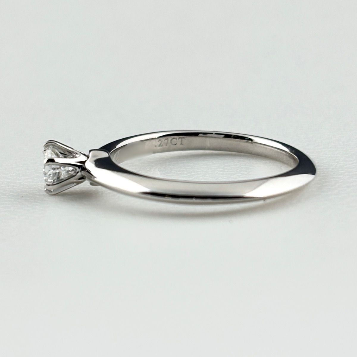 Tiffany & Co Solitaire Ring Platinum Diamond — view 4