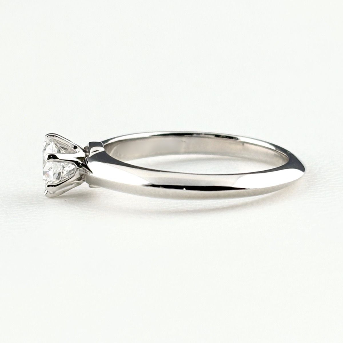 Tiffany & Co Diamond Ring Platinum Solitaire — view 4
