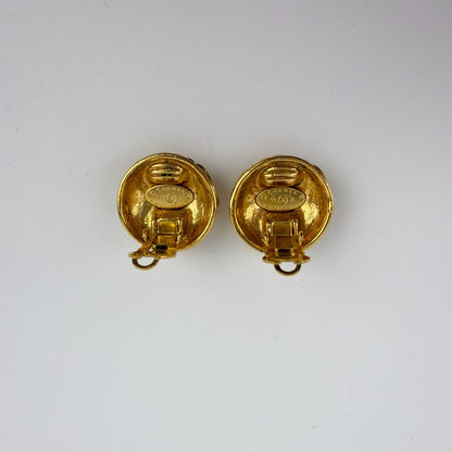 Chanel CC Logo Quilted Earrings Gold Vintage — view 3