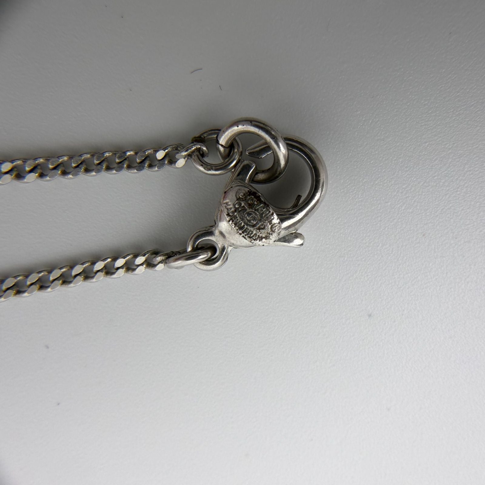 Chanel CC Logo Necklace Camellia Silver Black Vintage — view 5