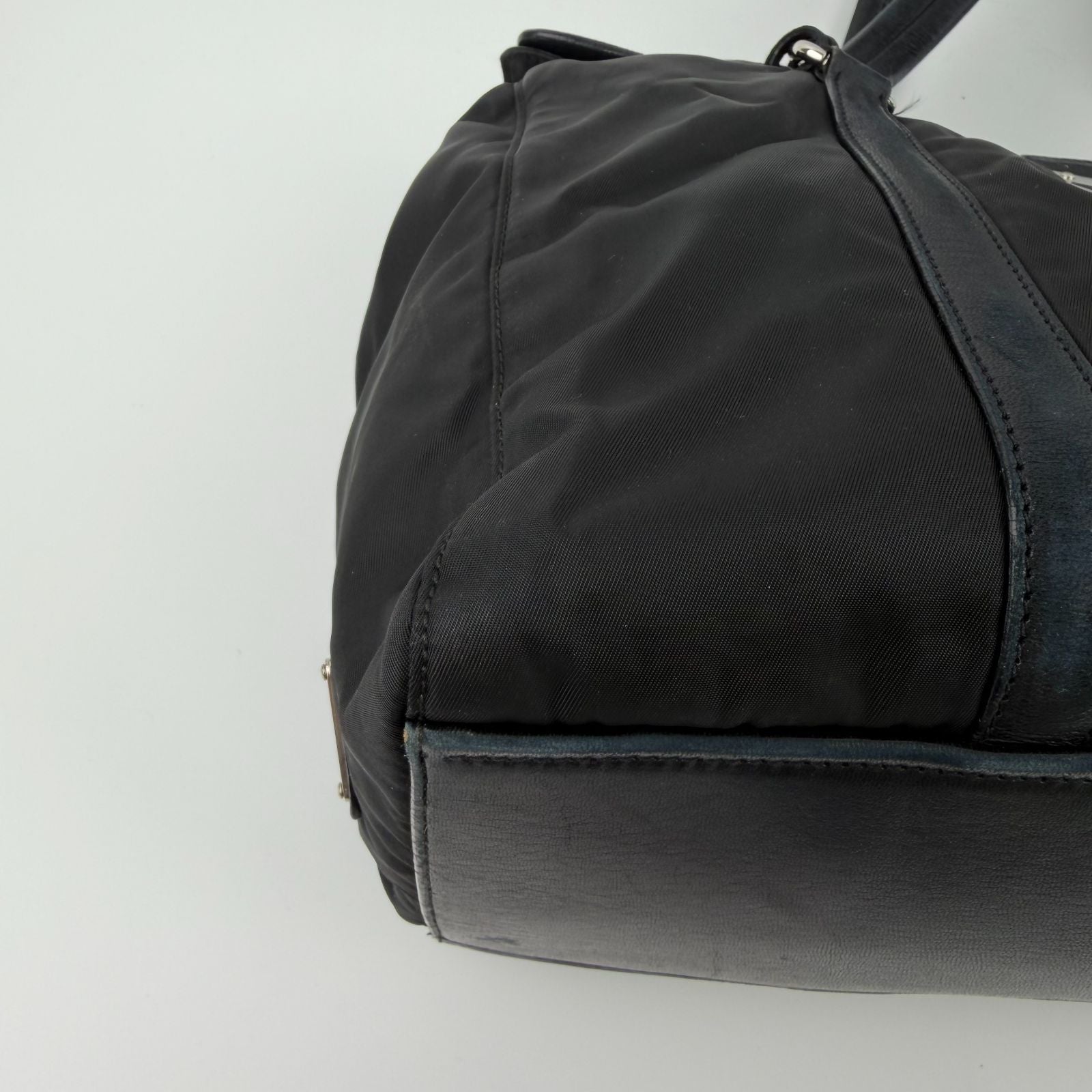 Prada Pocono Tote Black Nylon Leather Vintage — view 8