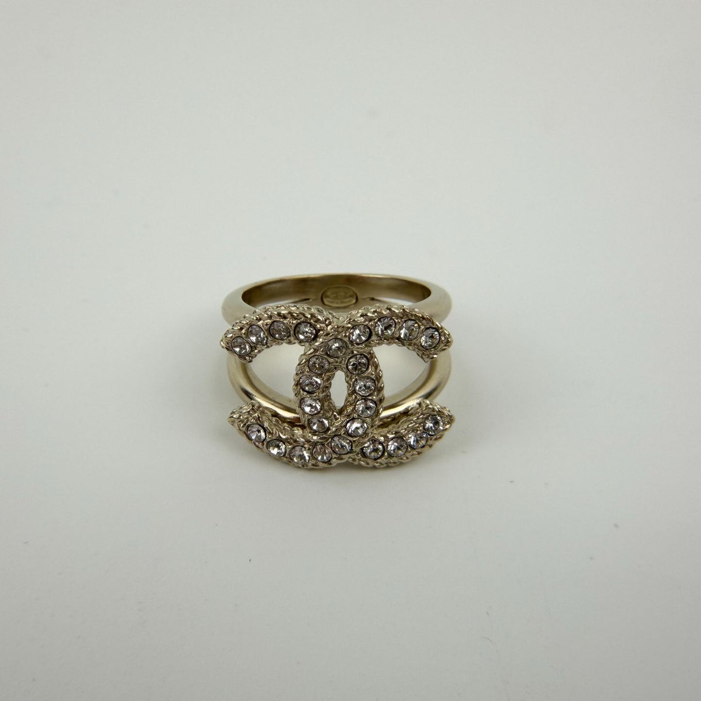 Chanel CC Logo Ring Gold Vintage — view 2