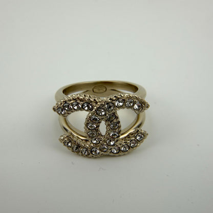 Chanel CC Logo Ring Gold Vintage — view 3