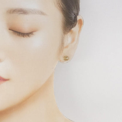 Cartier Love Earrings Gold — view 4