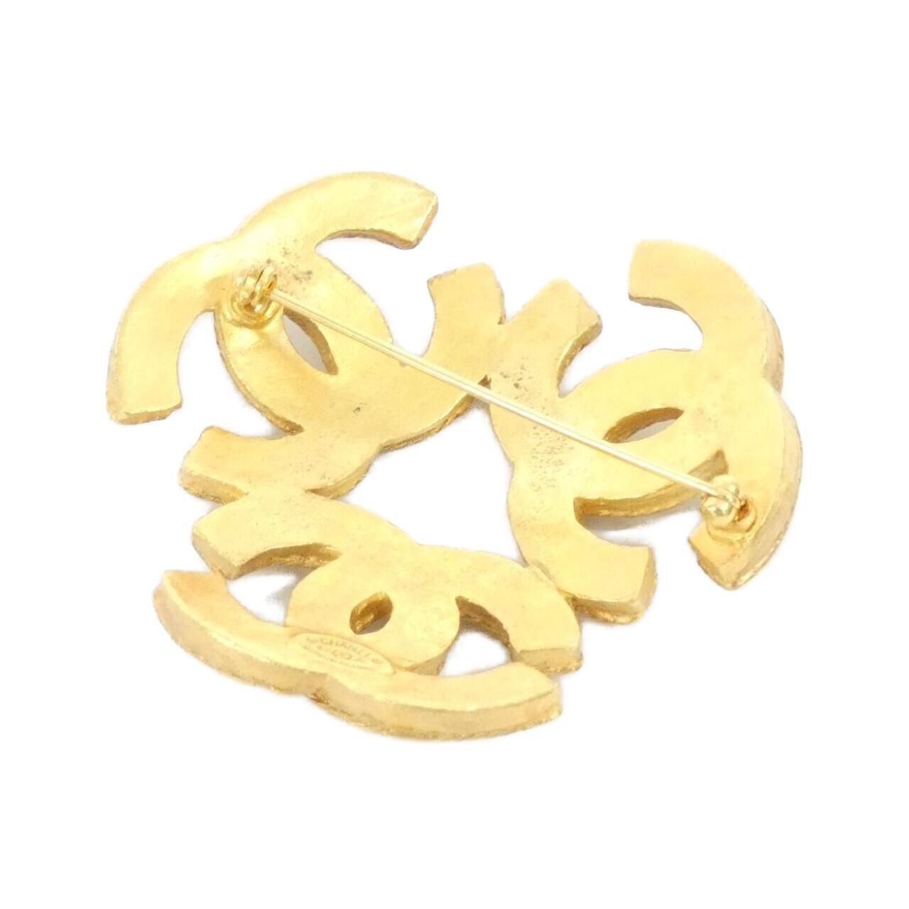 Chanel Vintage Brooch Gold — view 2