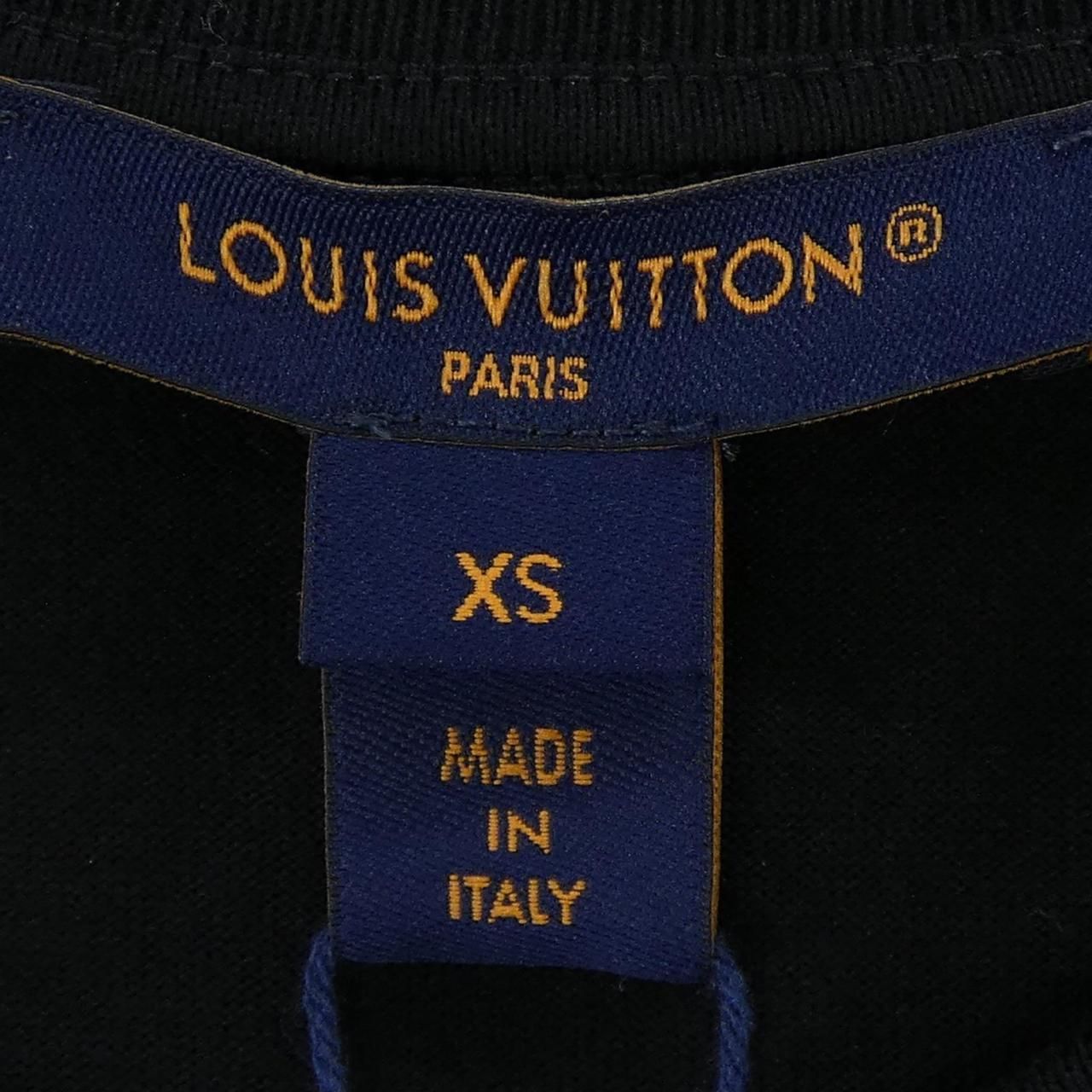 Louis Vuitton Signature Pocket T-Shirt — view 4