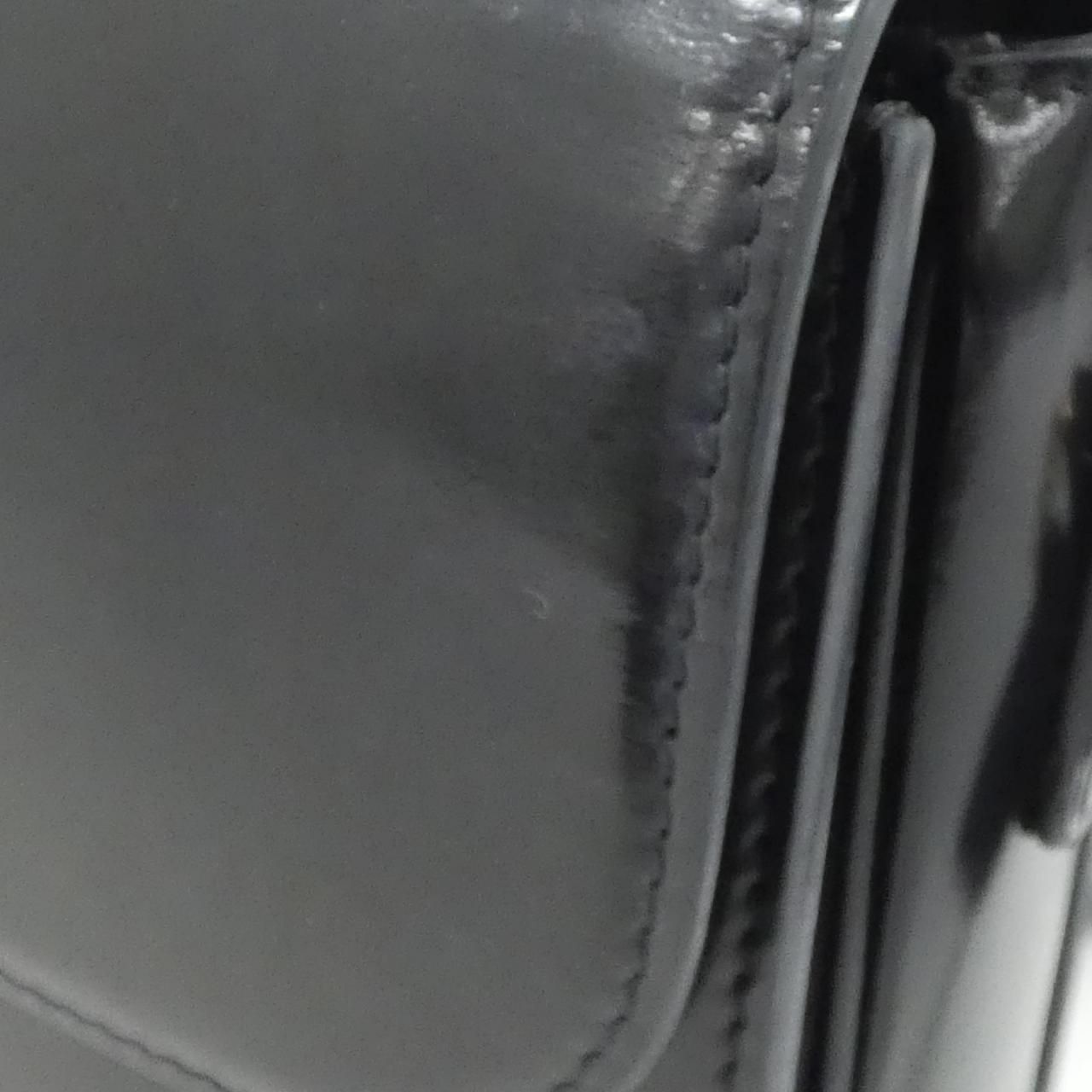 Celine Classic Triomphe Shoulder Bag — view 6