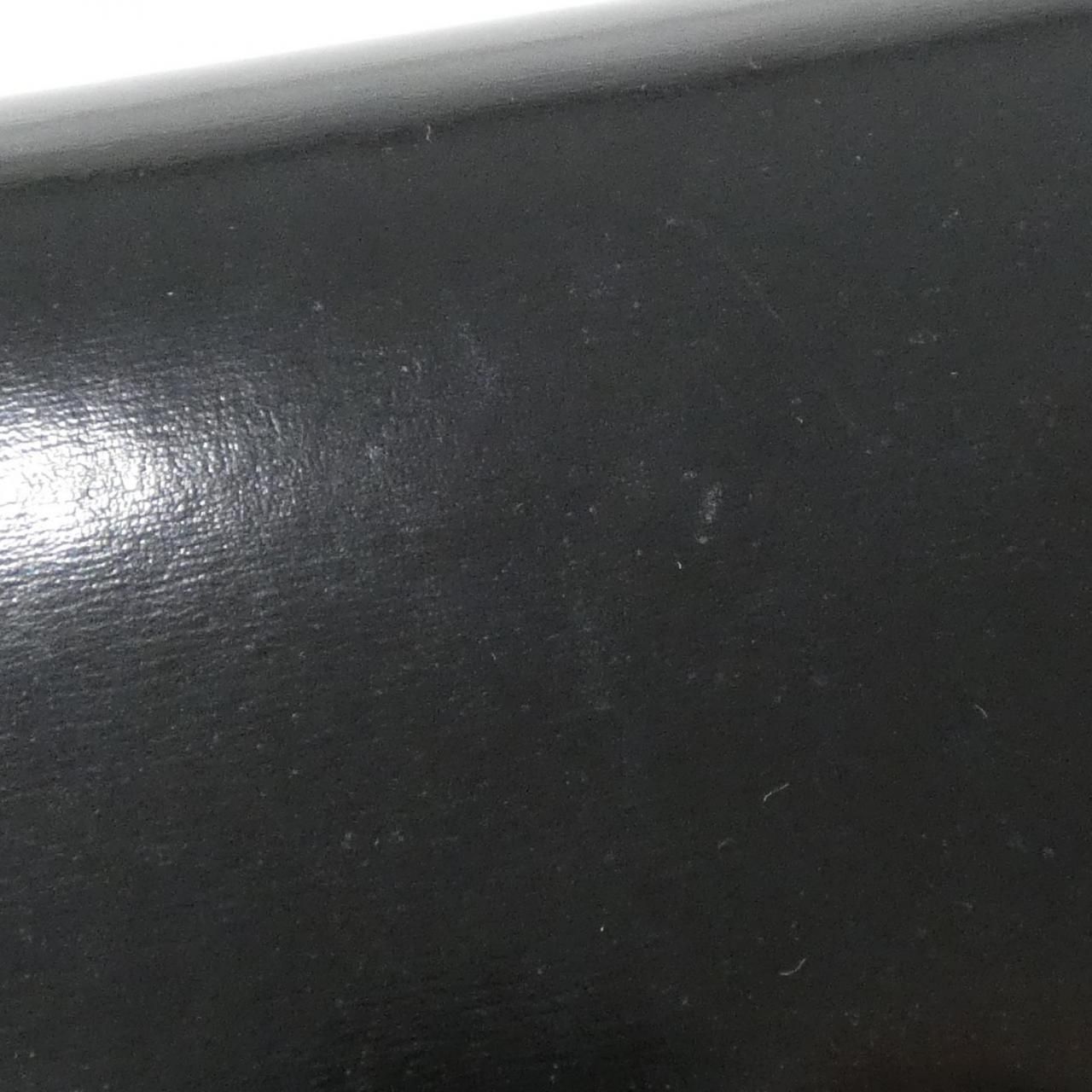 Celine Classic Triomphe Shoulder Bag — view 5