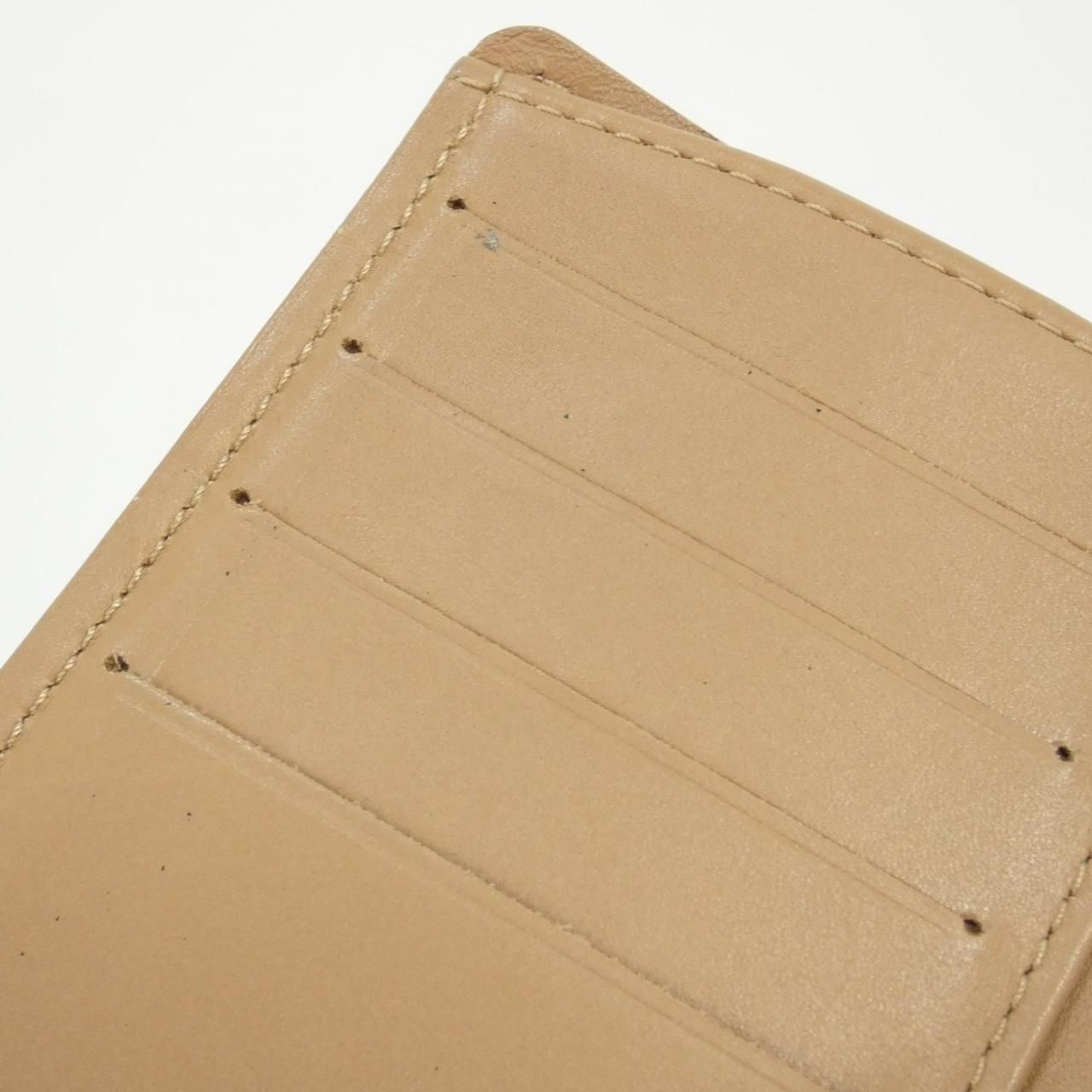 Louis Vuitton Vernis Portefeuille Viennois Wallet — view 9