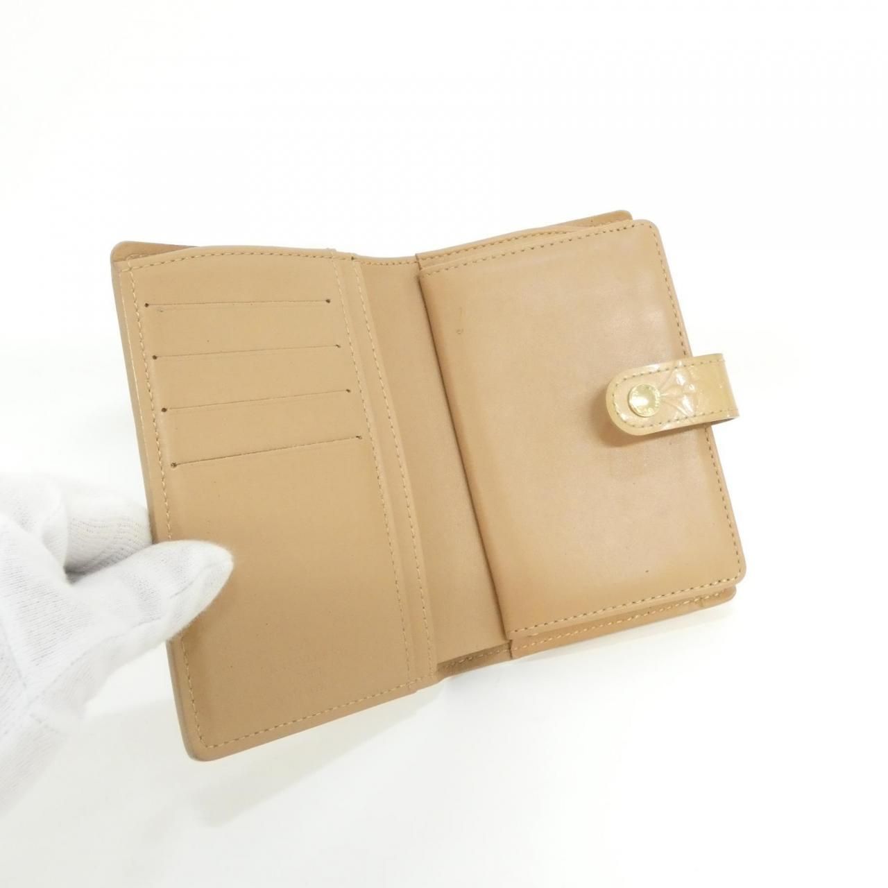 Louis Vuitton Vernis Portefeuille Viennois Wallet — view 6