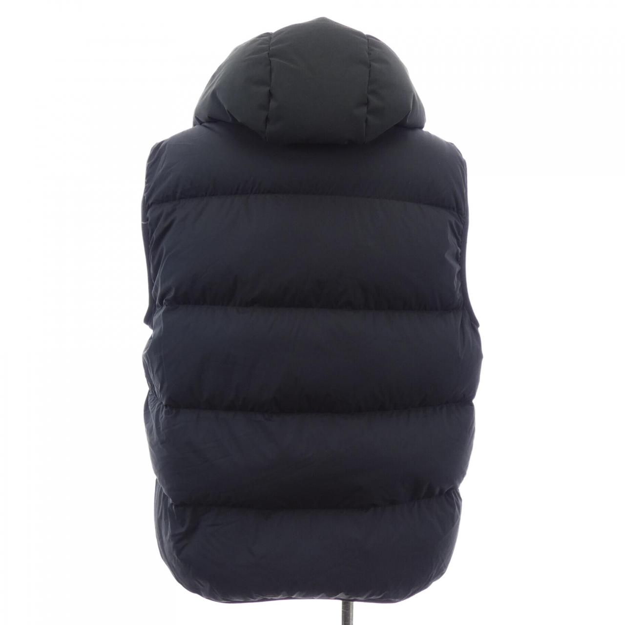 Moncler Guersac Down Jacket Vest — view 2