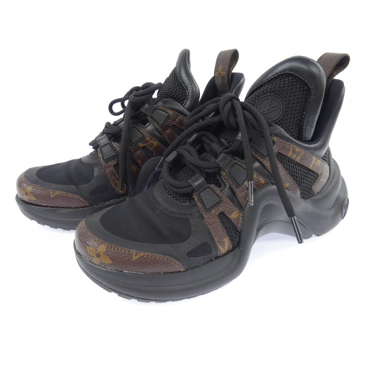 Louis Vuitton Line Sneakers — view 3