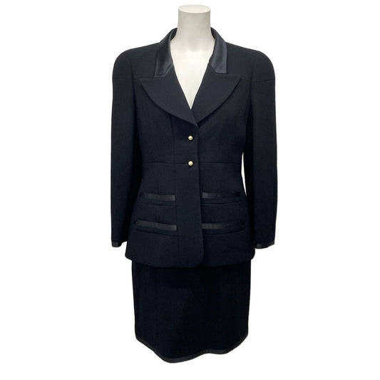 Chanel Skirt Black Pearl Button Wool