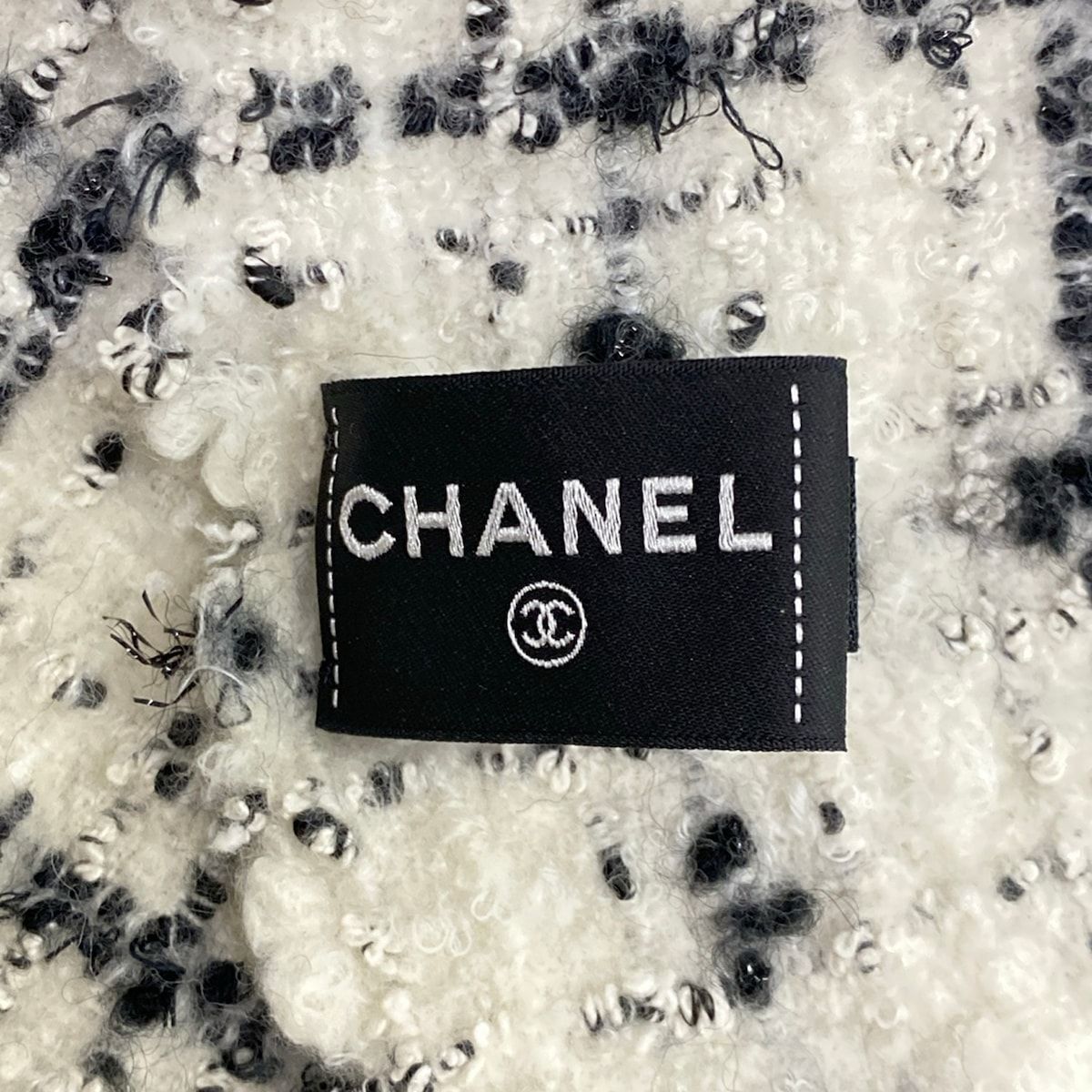 Chanel Scarf White Black Plaid CC Logo Tweed Cotton — view 2