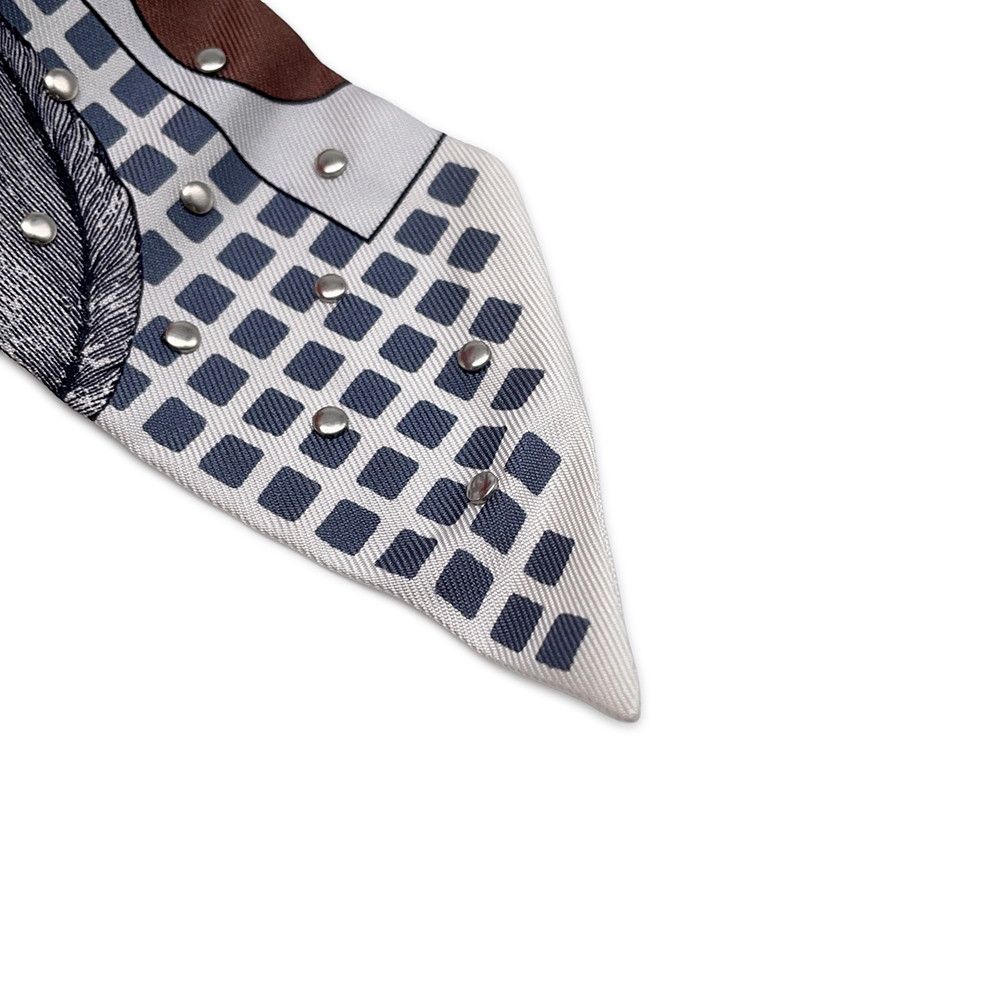Hermes Scarf Twilly Courte Cavalier en Formes Studs — view 5
