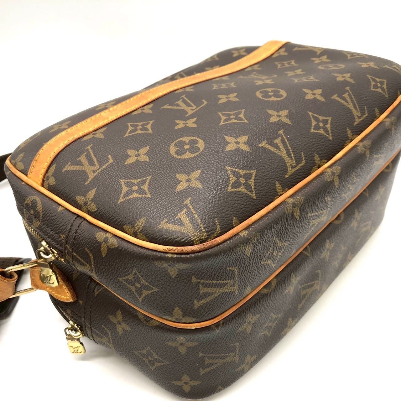 Louis Vuitton Reporter PM Monogra Shoulder Bag Vintage — view 5