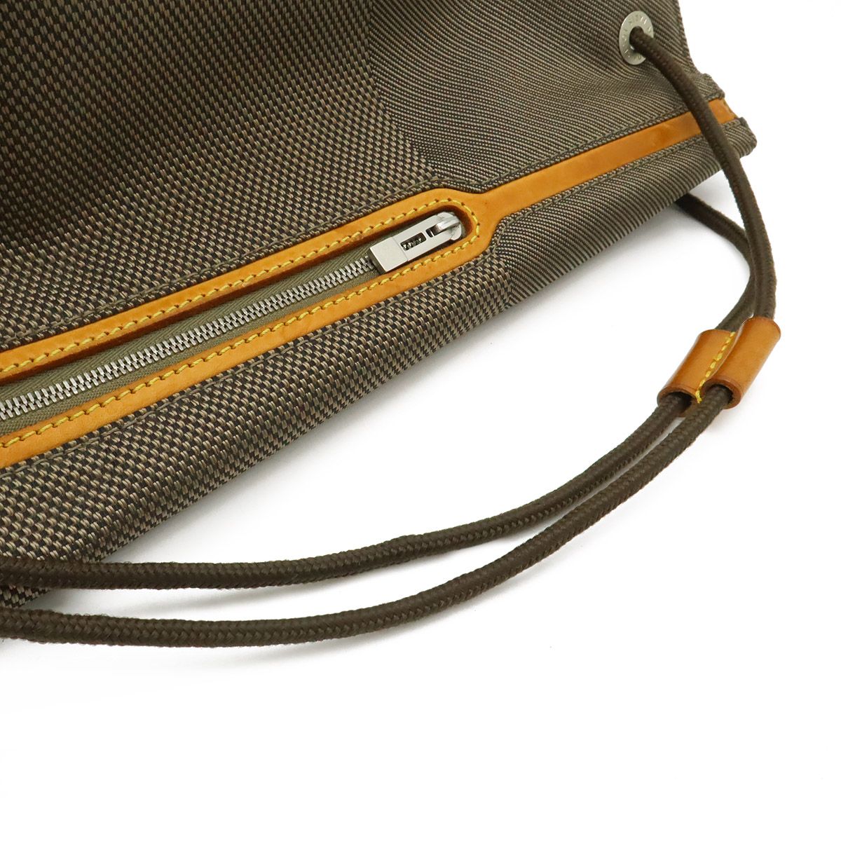 Louis Vuitton Damier Geant Matero PM Drawstring Shoulder Bag Semi Tail — view 6