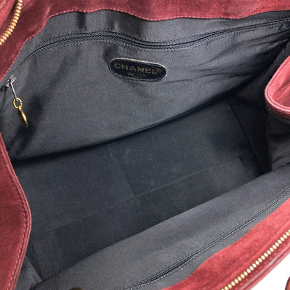 Chanel CC Logo Gold Tote Suede — view 5