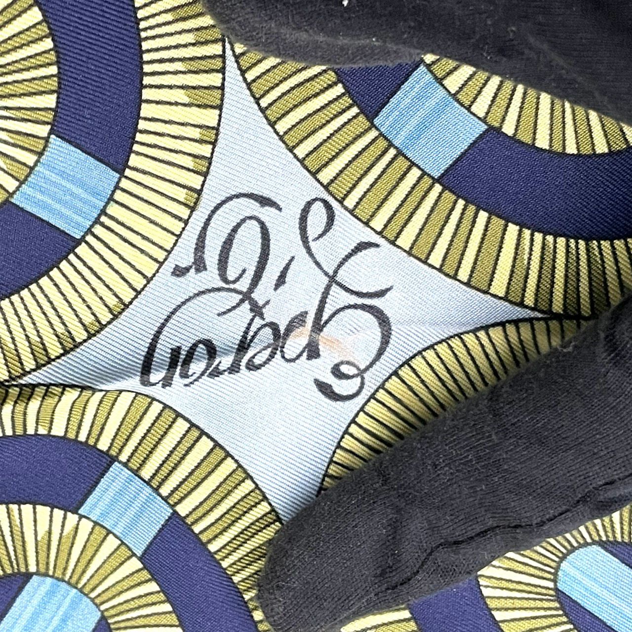 Hermes Carre 90 Apron Dole Yellow Gold Spurs Scarf Silk Multicolor Navy Large — view 2