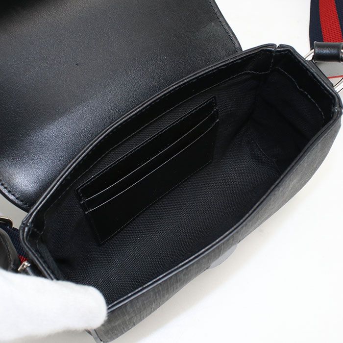 Gucci GG Supreme Crossbody Shoulder Bag — view 3