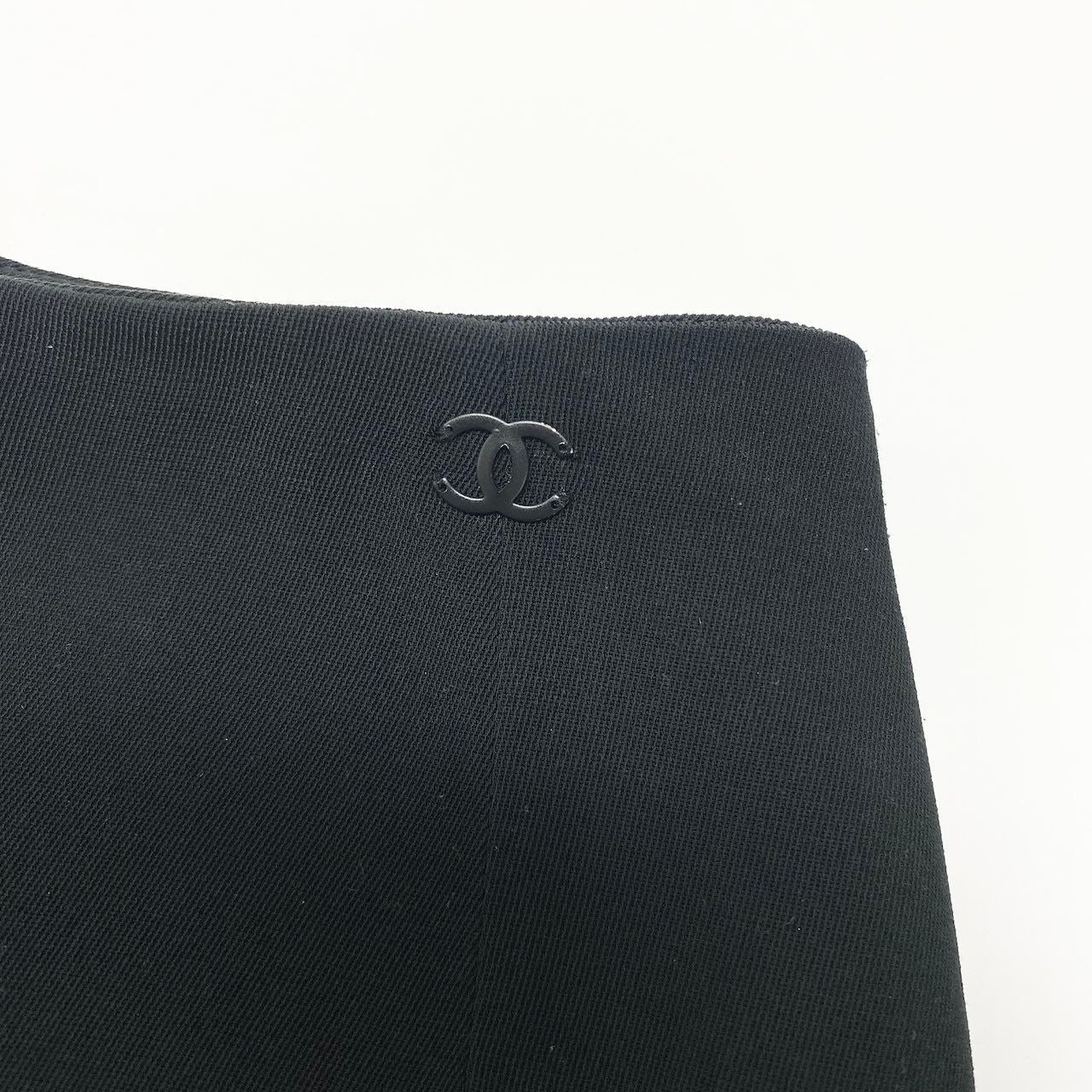 Chanel High Waist Relaxed Pants CC Logo 38 Black Polyester — view 6