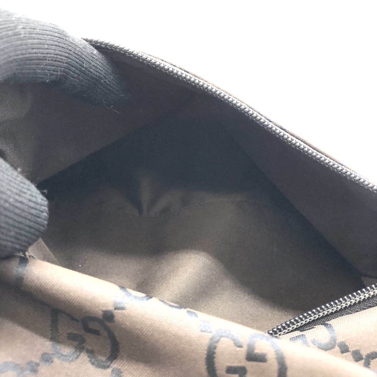 Gucci 001 Shoulder Bag GG Nylon Brown — view 9