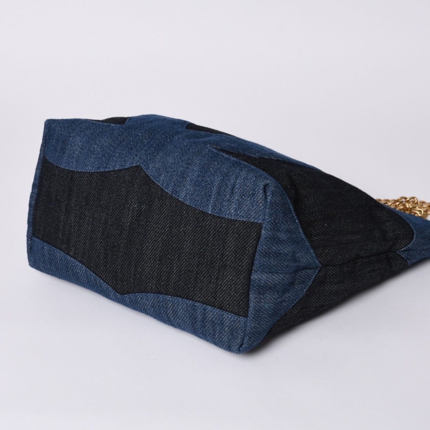 Chanel Chain Tote Bag Base CC Logo Denim Indigo Blue — view 7