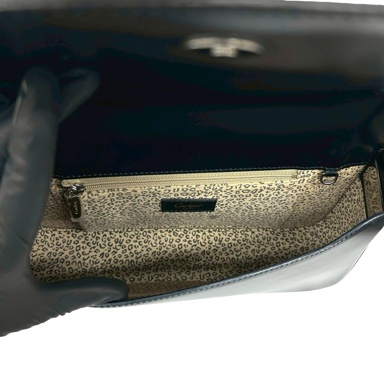 Cartier Panthere Line Leather Shoulder Bag Black — view 9