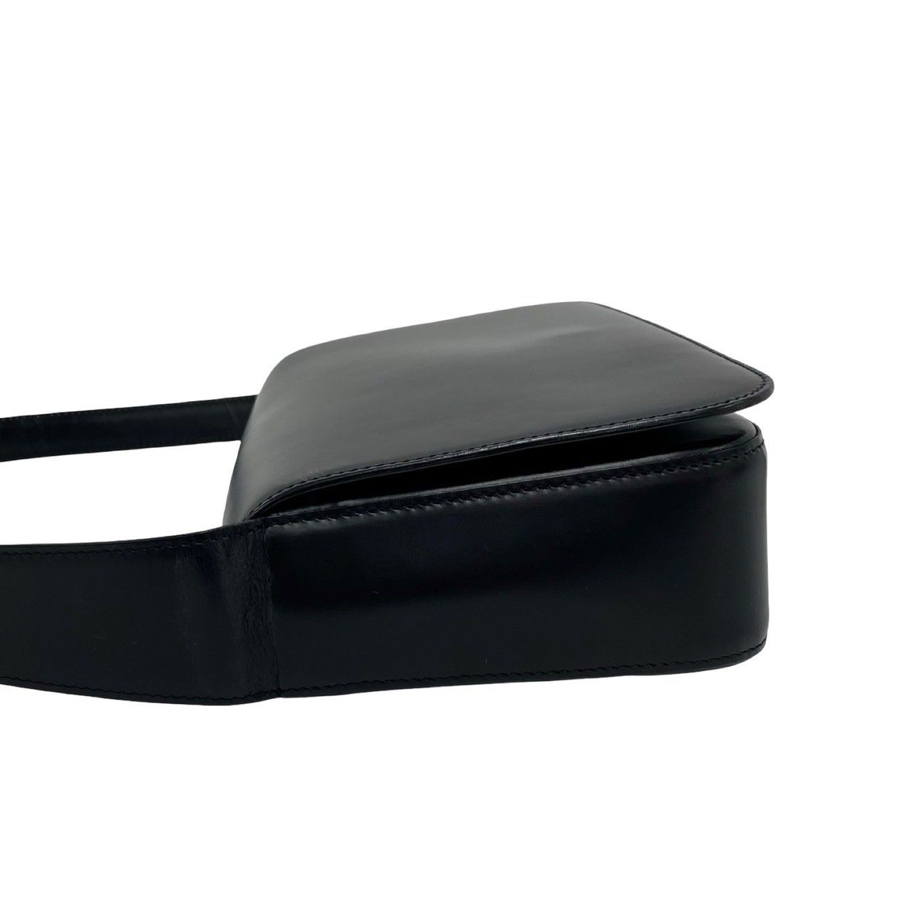 Cartier Panthere Line Leather Shoulder Bag Black — view 5