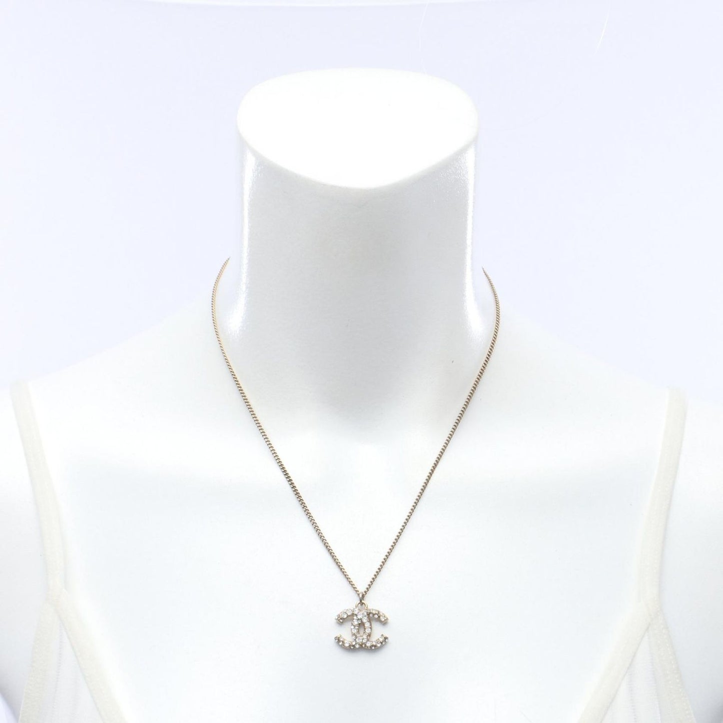 Chanel Necklace CC Logo — view 5