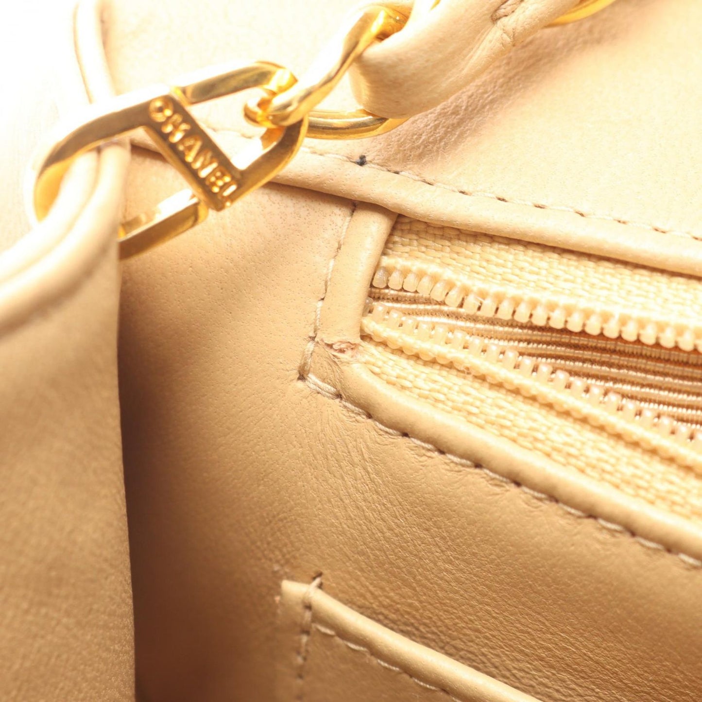 Chanel Shoulder Bag Quilted Diana Flap Beige Lambskin Chain — view 6