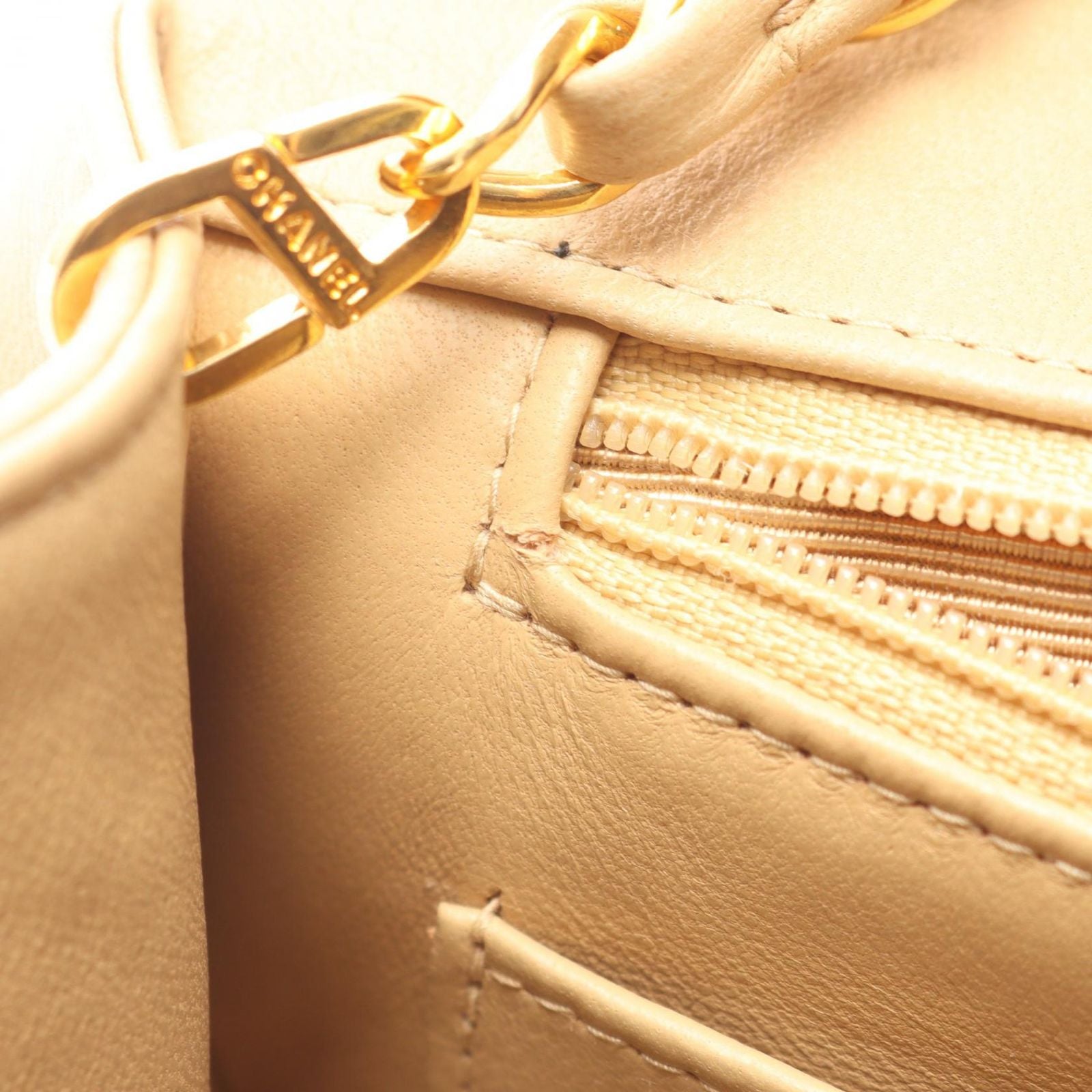 Chanel Shoulder Bag Quilted Diana Flap Beige Lambskin Chain — view 6