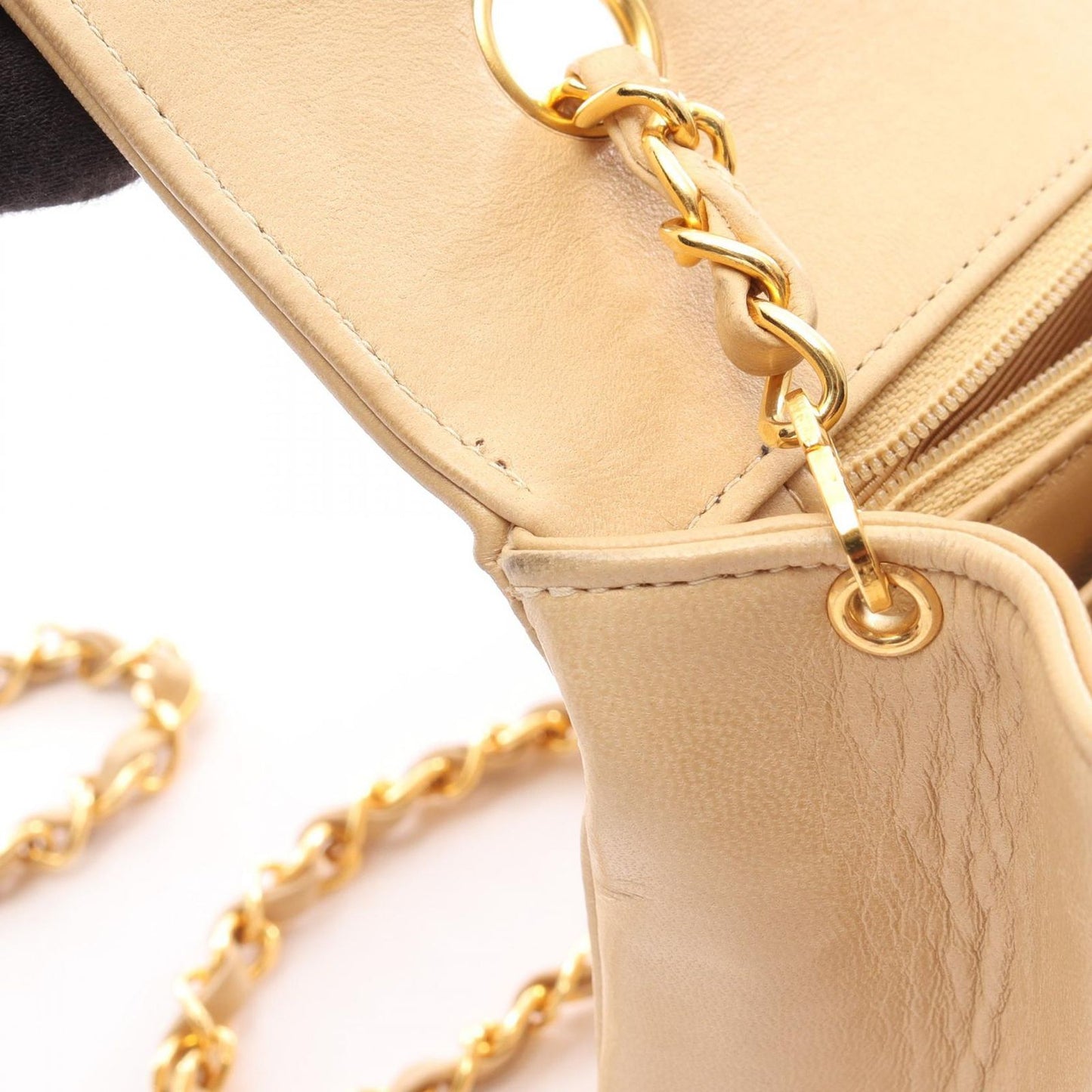 Chanel Shoulder Bag Quilted Diana Flap Beige Lambskin Chain — view 8