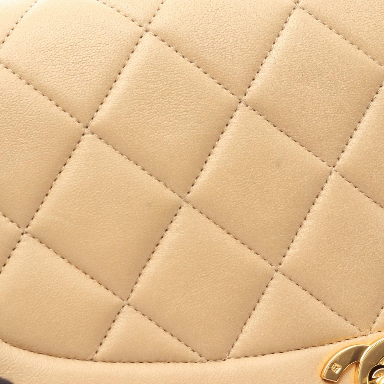 Chanel Shoulder Bag Quilted Diana Flap Beige Lambskin Chain — view 9