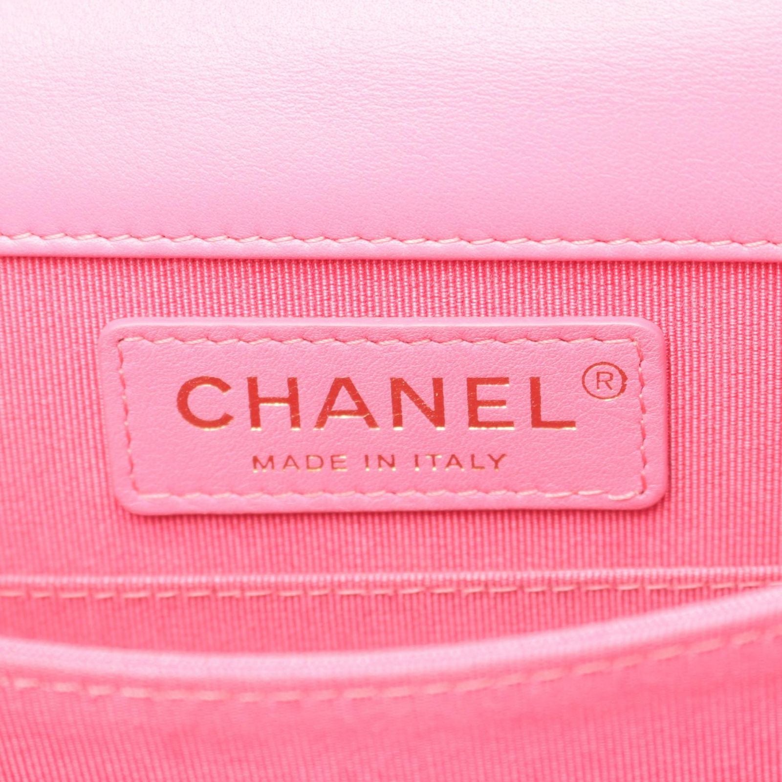 Chanel Shoulder Bag Quilted Pink Lambskin Chain — view 4