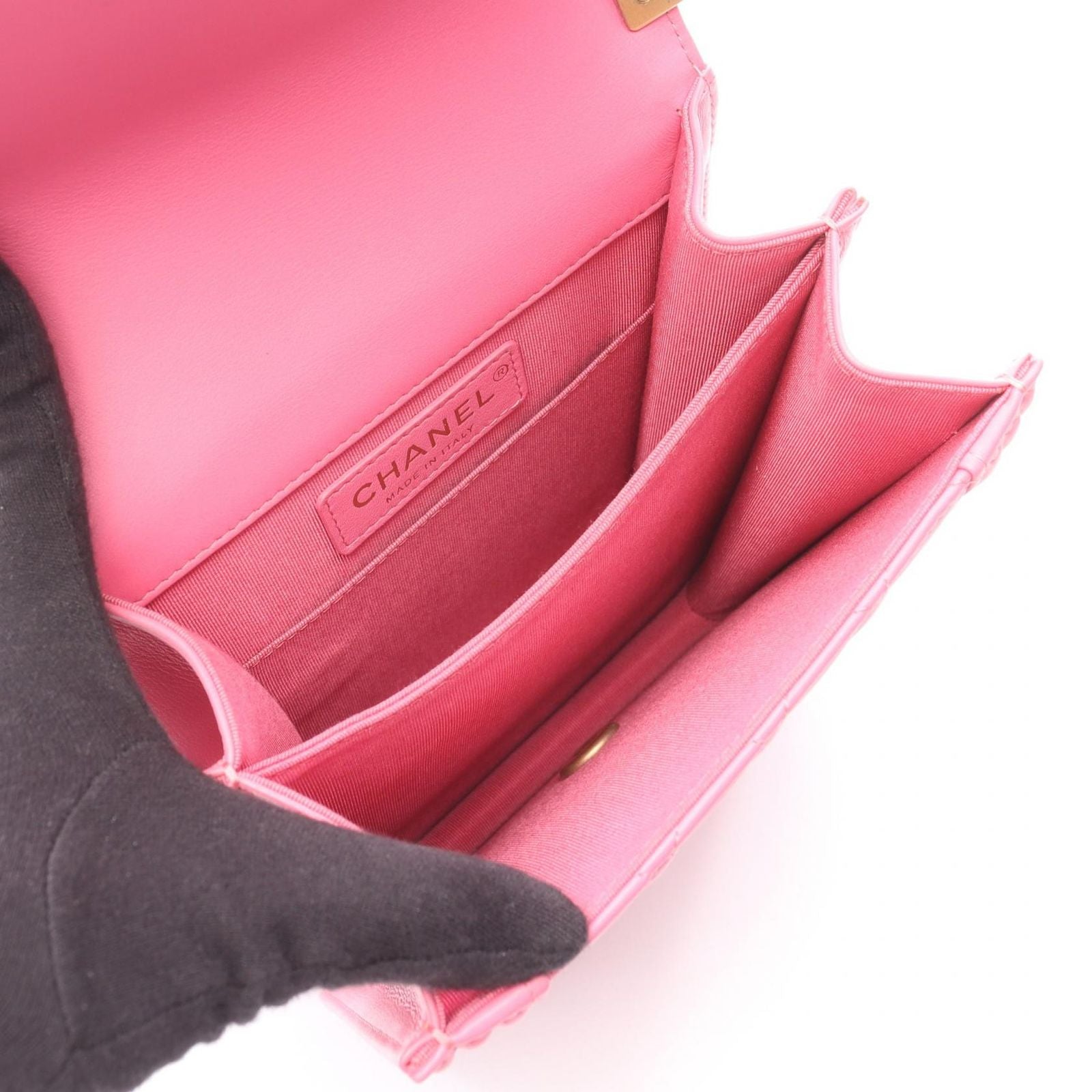 Chanel Shoulder Bag Quilted Pink Lambskin Chain — view 3
