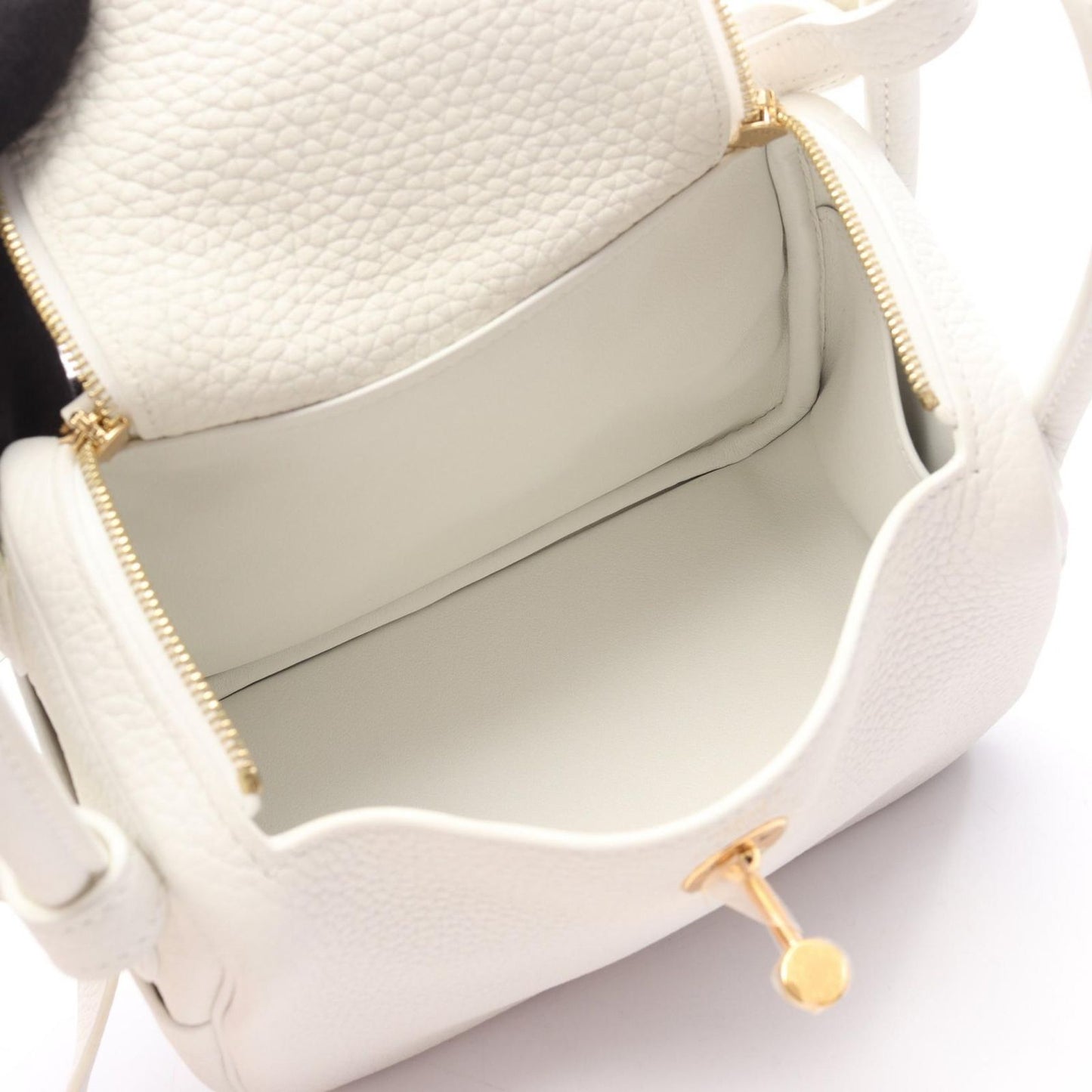 Hermes Shoulder Bag Lindy Mini White Leather — view 3