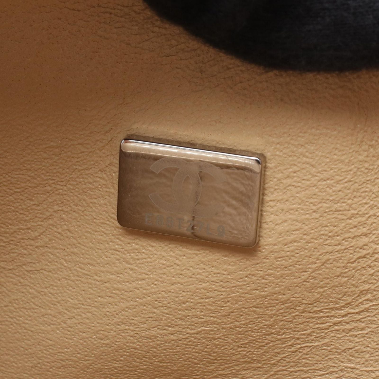 Chanel Shoulder Bag Quilted Double Flap Beige Caviar Leather Chain — view 5