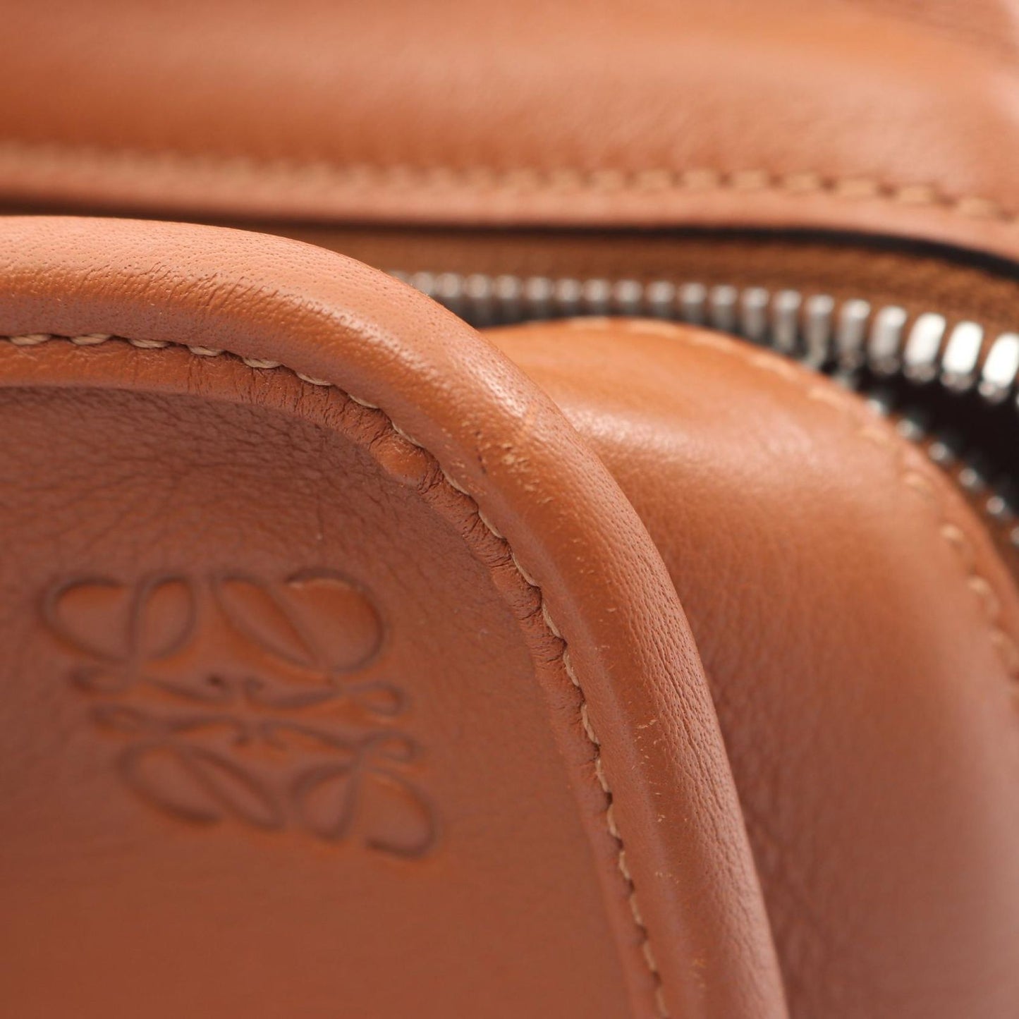 Loewe Handbag Amazona 23 2-Way Brown Leather — view 6