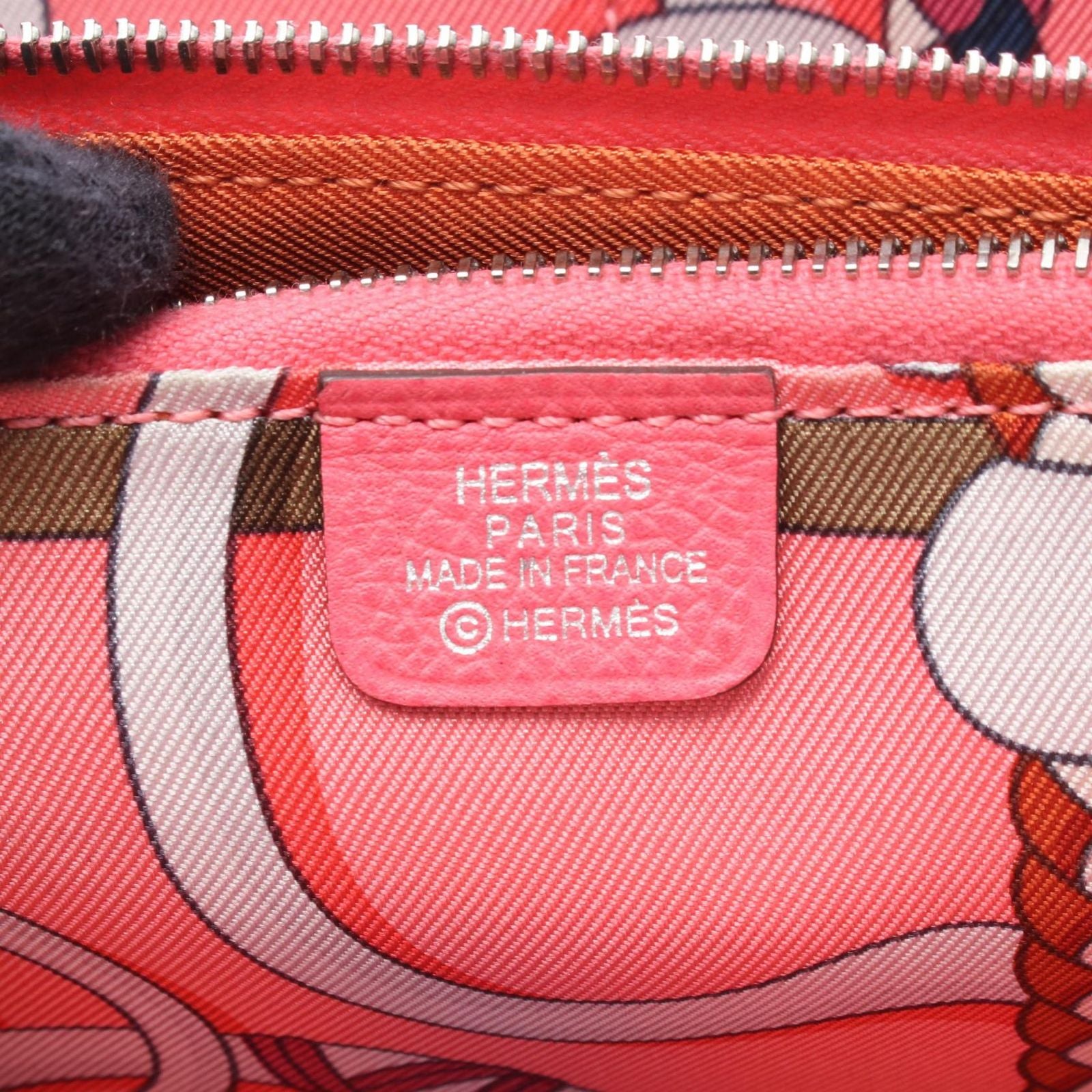 Hermes Round Wallet Azap Long Silk in Rose Azalea Leather Calf in Long — view 4