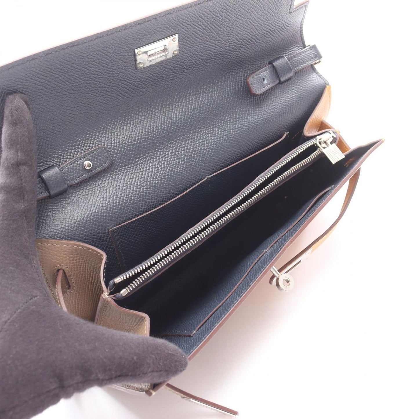 Hermes Shoulder Bag Kelly to Go Kazak Etoupe Sesame Blue Indy Leather to Go — view 3