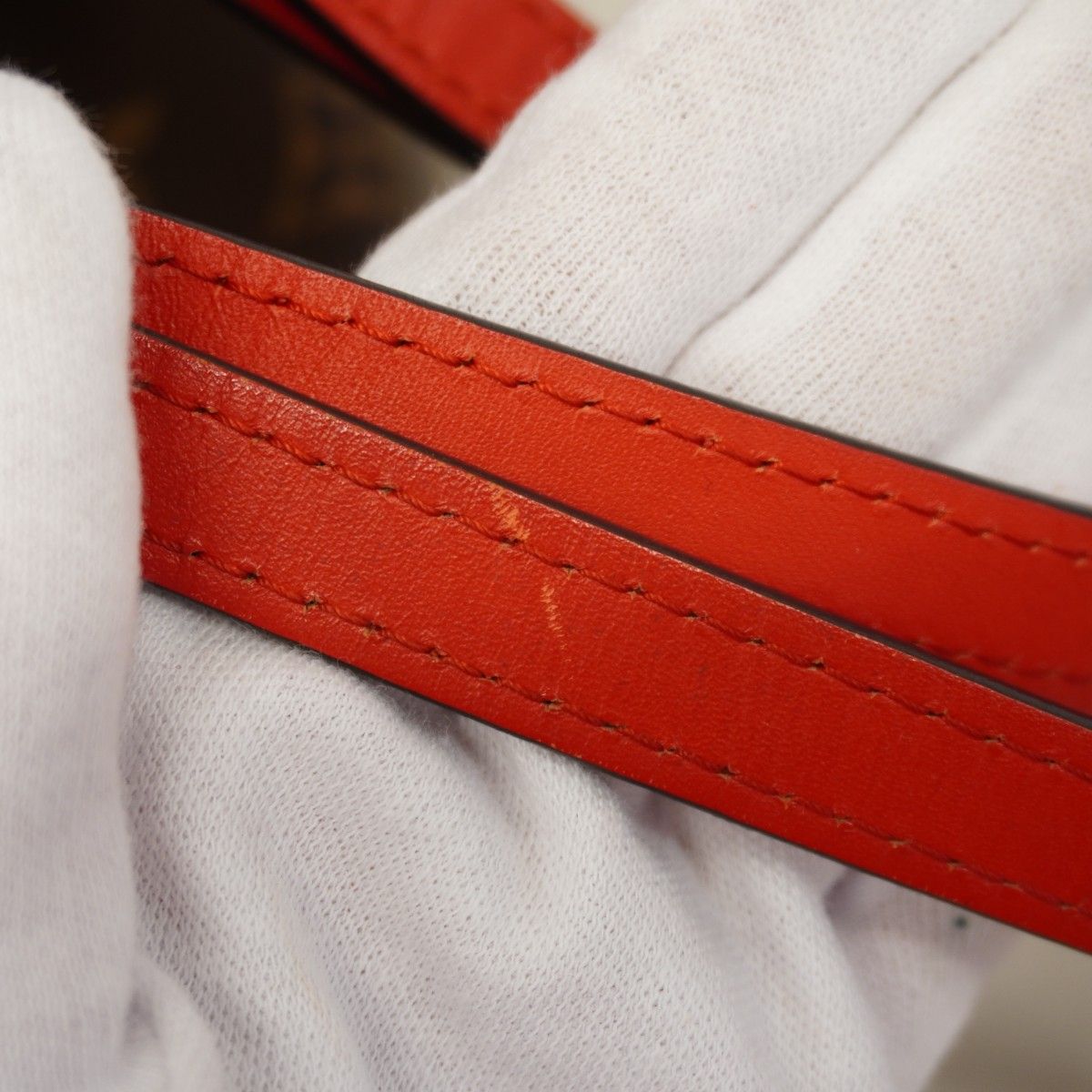 Louis Vuitton Shoulder Bag Monogram Neo Noe Coquelicot — view 8