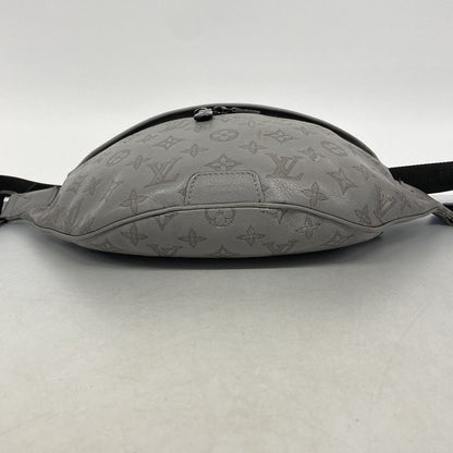Louis Vuitton Belt Bag Monogram Shadow Discovery PM Anthracite Gray — view 3