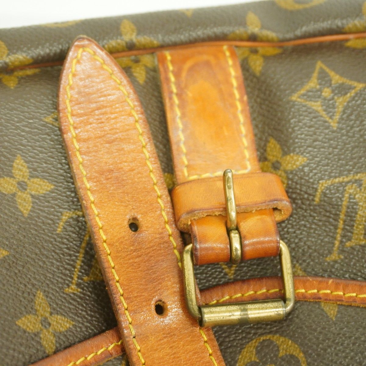 Louis Vuitton Shoulder Bag Monogram Saumur 35 Brown — view 9