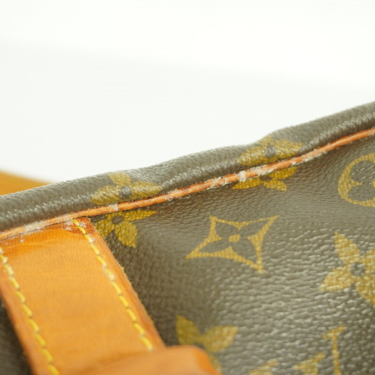 Louis Vuitton Shoulder Bag Monogram Saumur 35 Brown — view 6